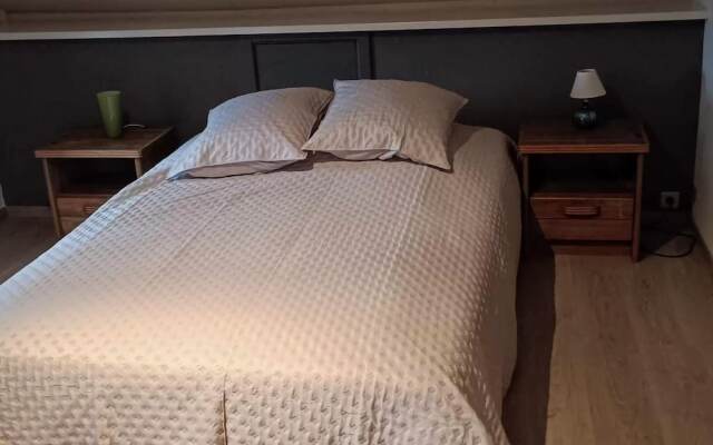 Pretty House in the Ardennes With Swimming Pool & Games Room