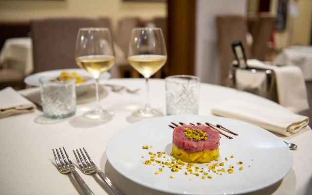 Antica Villa Graziella Hotel