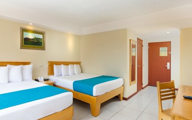 Jaco Beach Hotel & Club