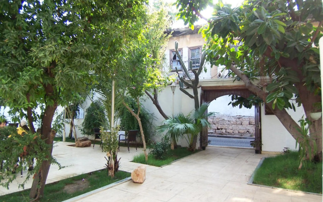 Ozkavak Hotel Kaleici