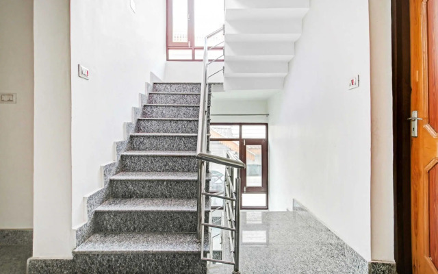 OYO 84775 Hotel Grand Sultan