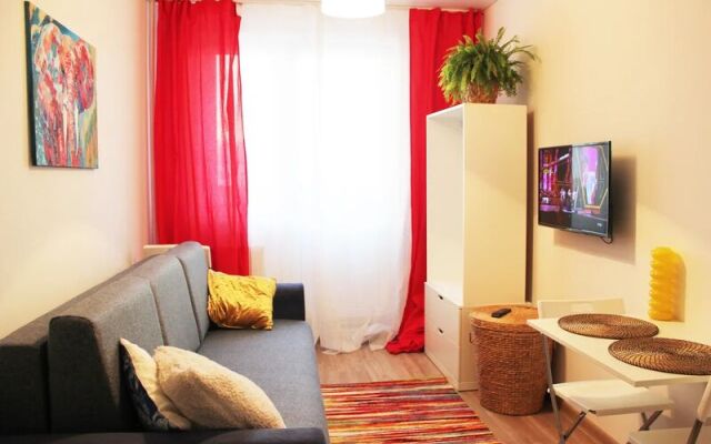 Apartments Like at home on Mira str., 4