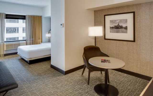 DoubleTree by Hilton Hotel & Suites Jersey City