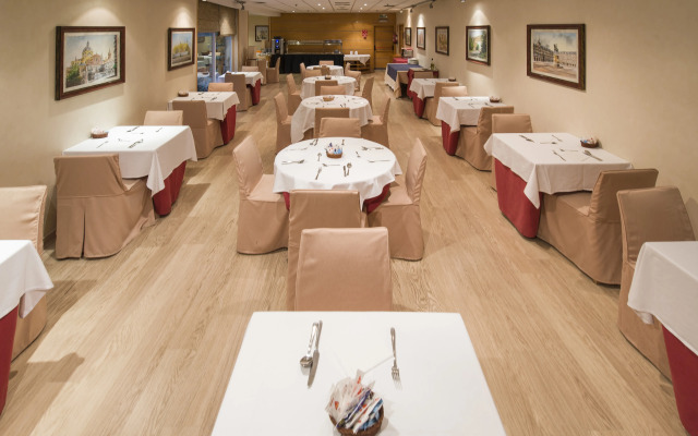 Hotel Infanta Mercedes