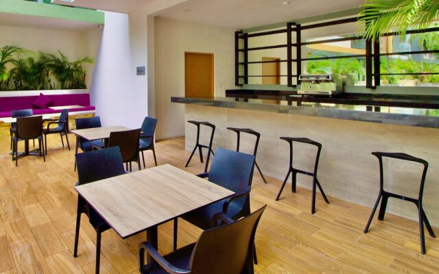 Menesse the City by Casago