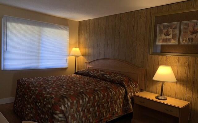 Greenview Motel and RV Park