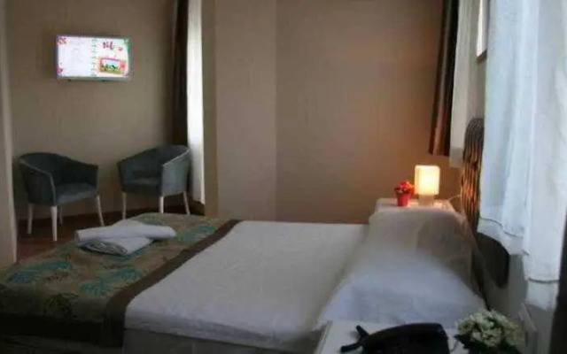 Premier Inn City