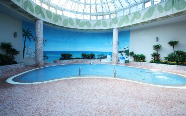 Raon Hotel & Resort