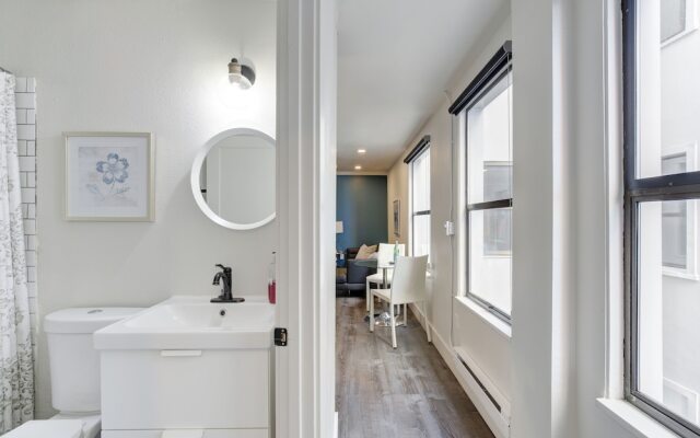 Downtown Pike's Place Condos by Barsala