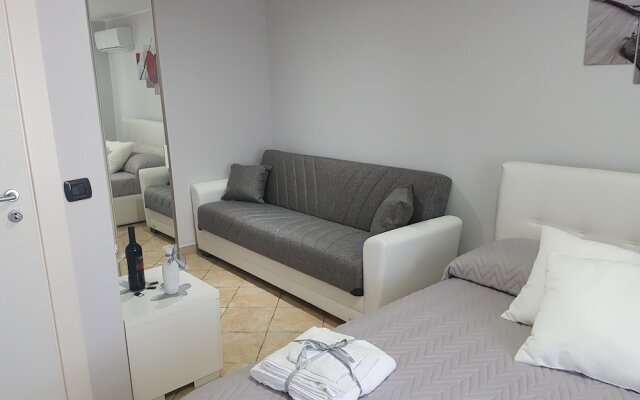 BB La Mariposa De La Reina