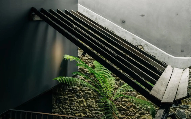 Moss Hotel