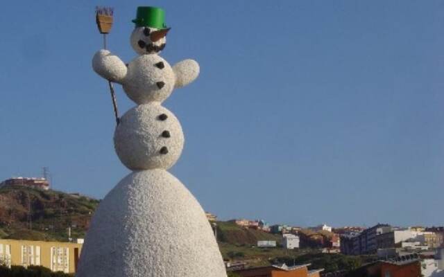 Tree Bedroom Apartament Near Santa Cruz