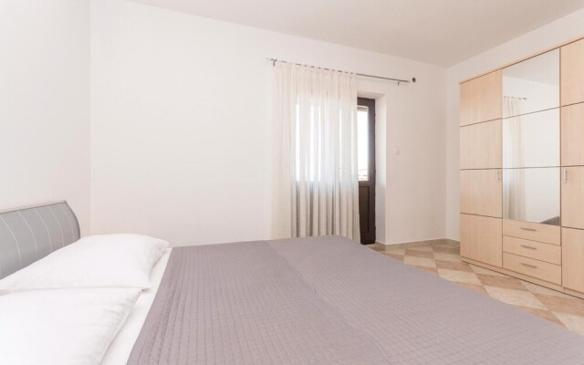 Beautiful Home in Bibinje With 5 Bedrooms