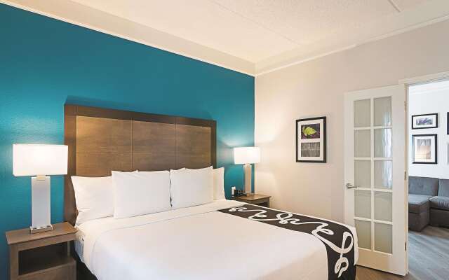 La Quinta Inn & Suites by Wyndham Orlando UCF