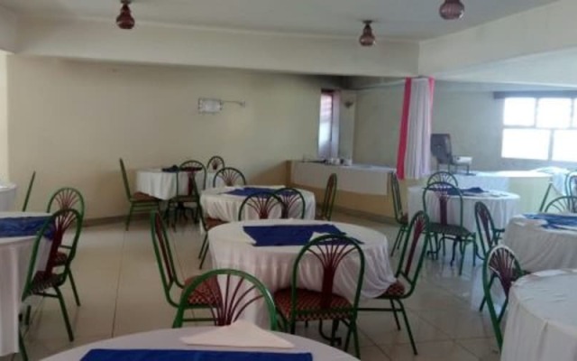 Owoods Annex Hotel
