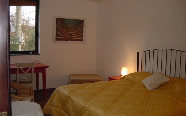 Flegrea House - Casa Rosa