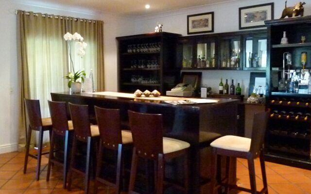 Redbourne Country Lodge- Lion Roars Hotels & Lodges