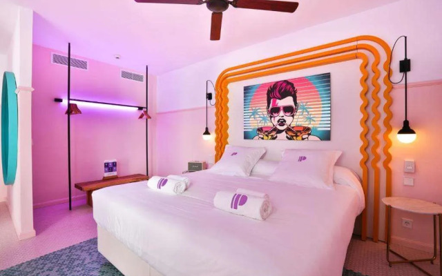 Apartamentos Blue Star