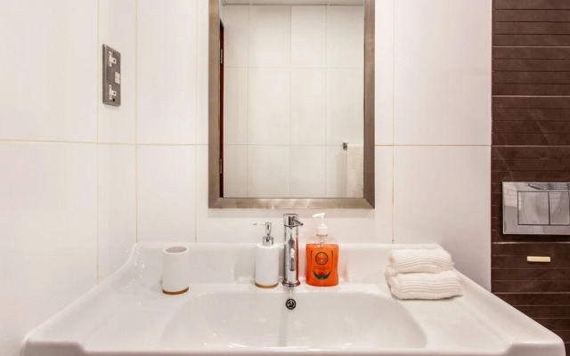 1B-BvldCentral1-1106