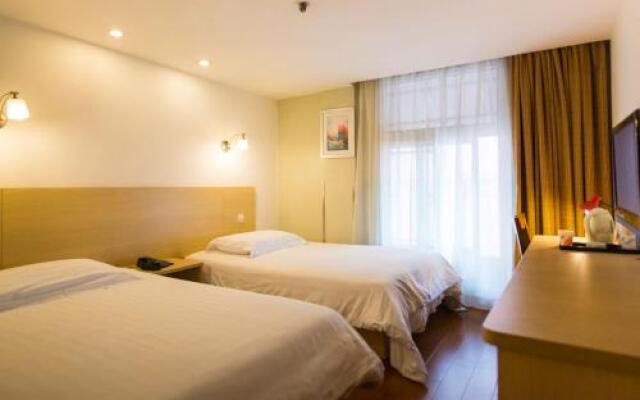 Motel 168 Qingdao Hua Yang Road Inn