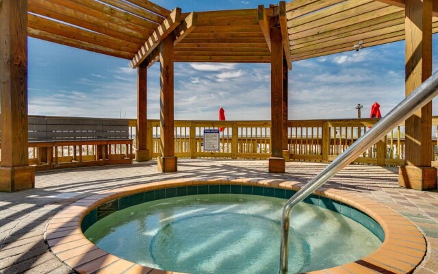 Pelican Beach Resort by Panhandle Getaways