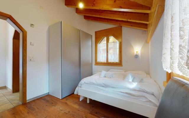 Villa Octogon, 2 Bedrooms, ideally located in Leukerbad