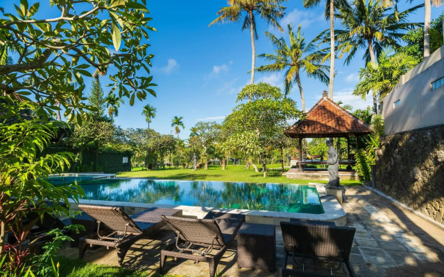 Agung Raka Resort and Villa