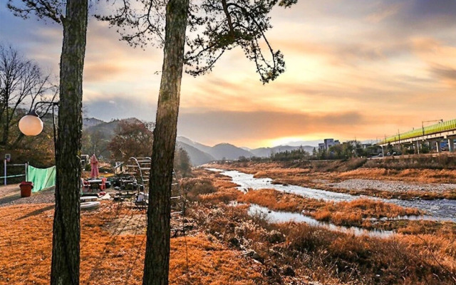 Yangpyeong San and Gang Pension