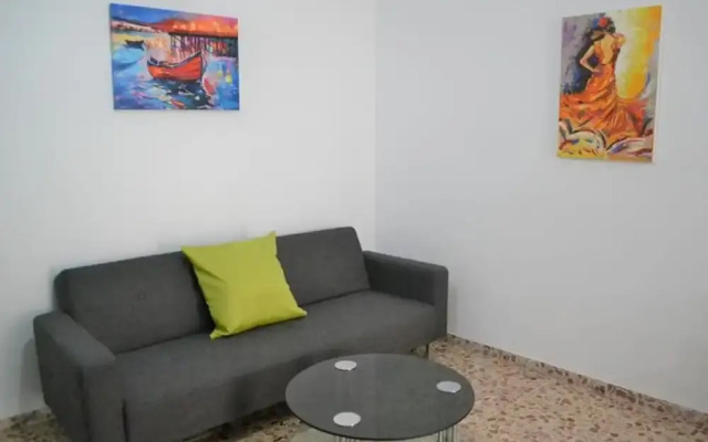Exceptional Fully Refurbished 1 bed Apartment