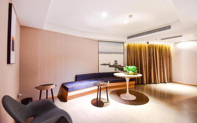 Atour Hotel Yinchuan Drum Tower