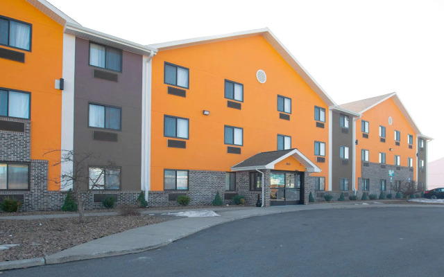 Quality Inn & Suites Hammond Near I-8090