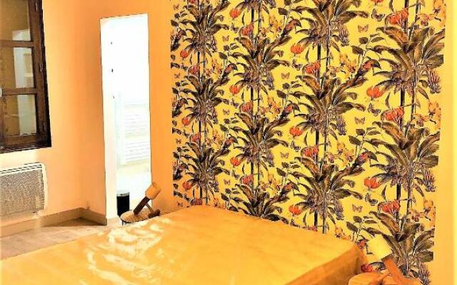 Cosy spacieux ,calme à 200 m des Arènes, wifi