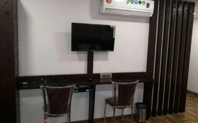 Hotel Karishma Dadar