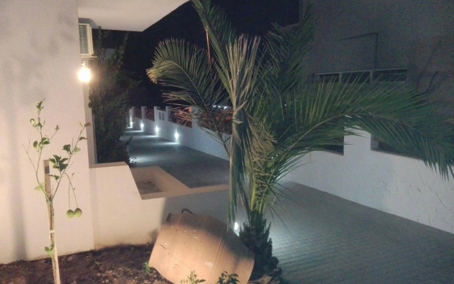 Okirroi Villas