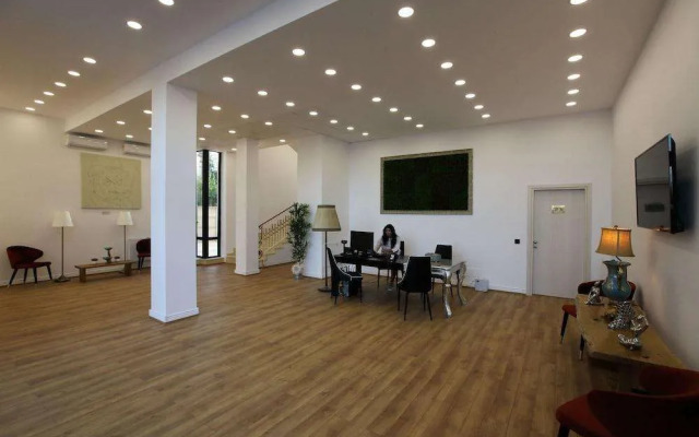 Bliss Hotel