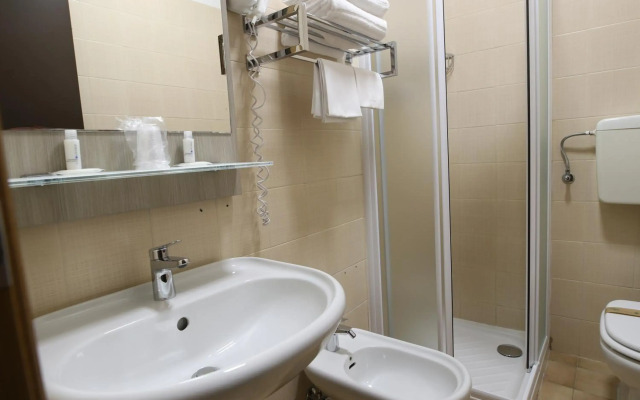 Hotel Tiby