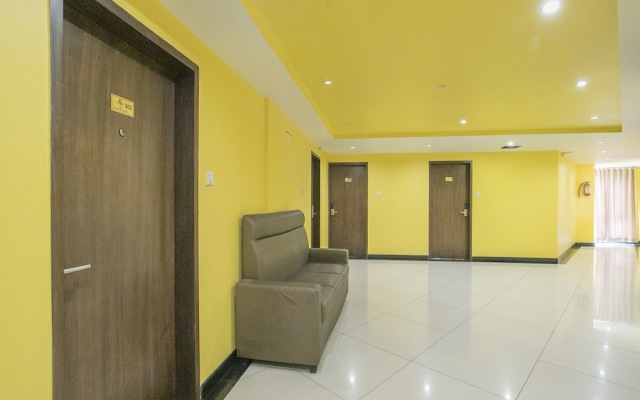 OYO Flagship 16484 Indiranagar