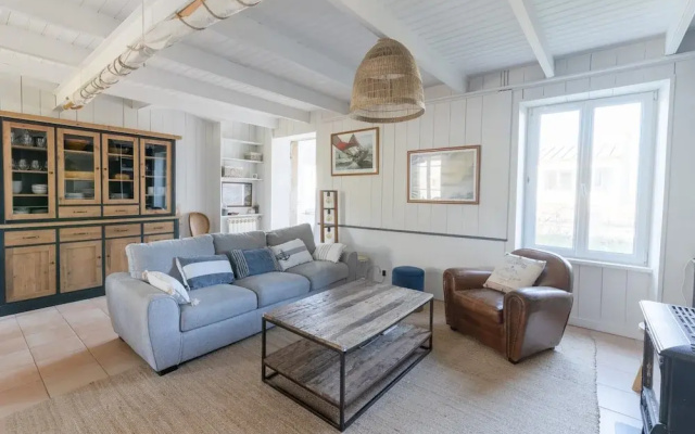 House in Ploudalmezeau by Rock Beach
