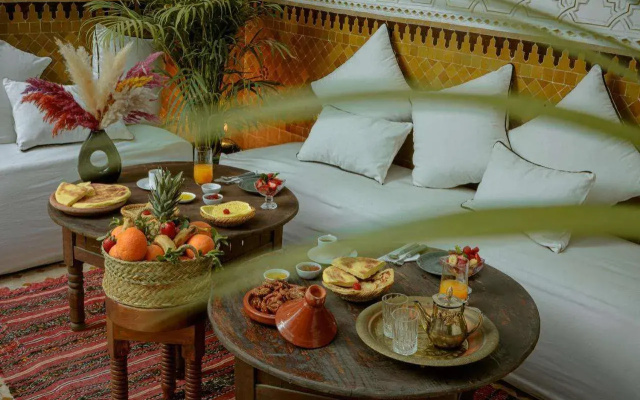 Riad Darino