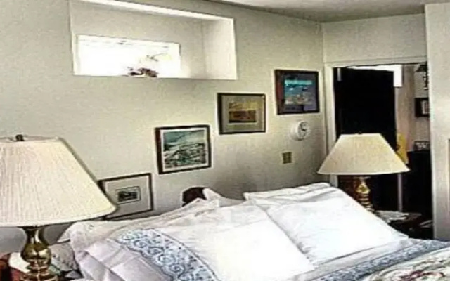 Barker House Bed & Breakfast