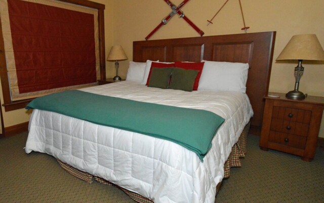 3br+: Camp 4 # 11