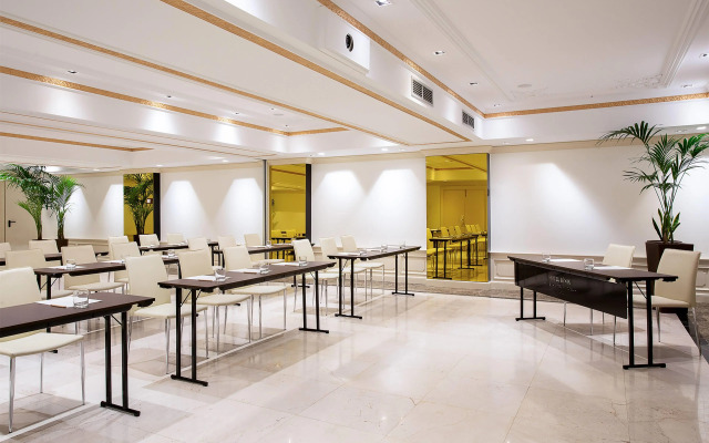 Gran Melia Fenix - The Leading Hotels of the World