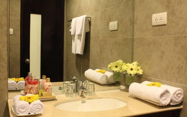 Vinh Trung Plaza Apartments - Hotel