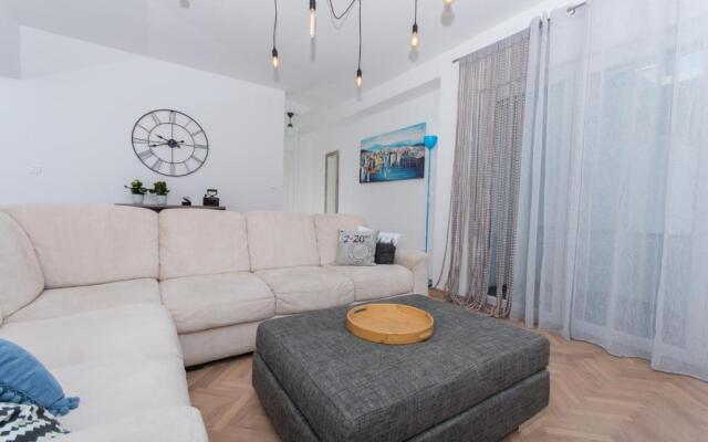 Apartment Mika1