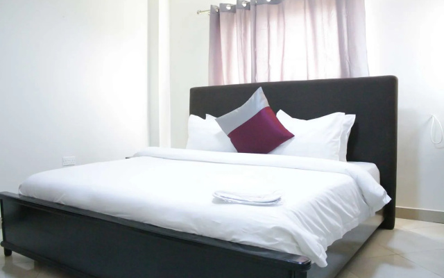 Earl Heights Suites Hotel