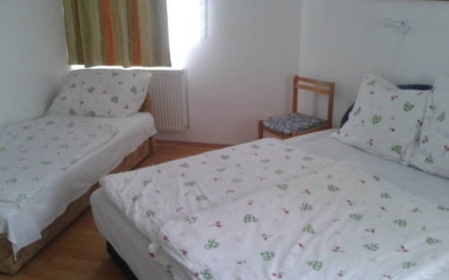 Szivarvany Vendeghaz