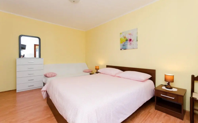 Apartments Elda