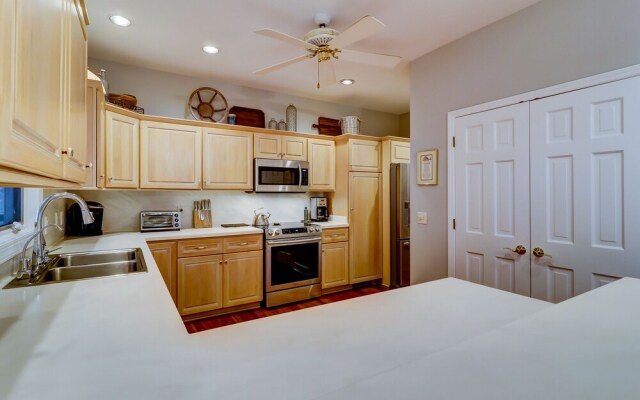 4 Iron Clad Holiday Home