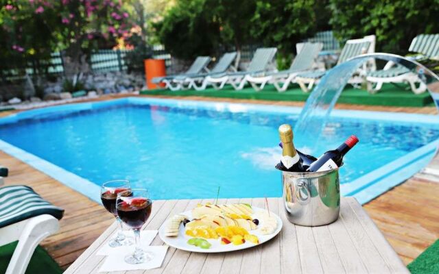 Gaia Hotel Olimpos