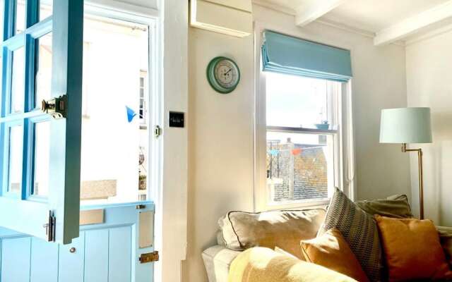 Charming 3-bed House, Saint Ives, nr Beach & Town